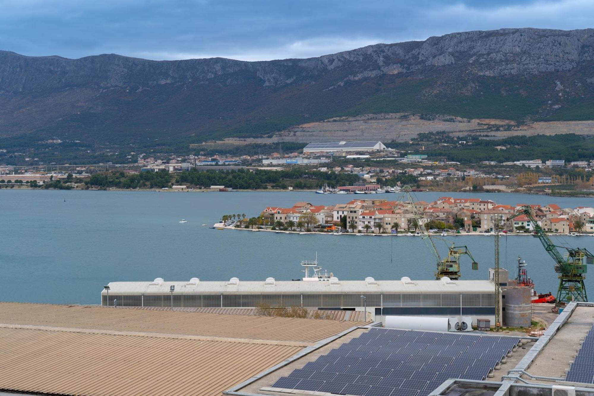 Hills Apartma Split